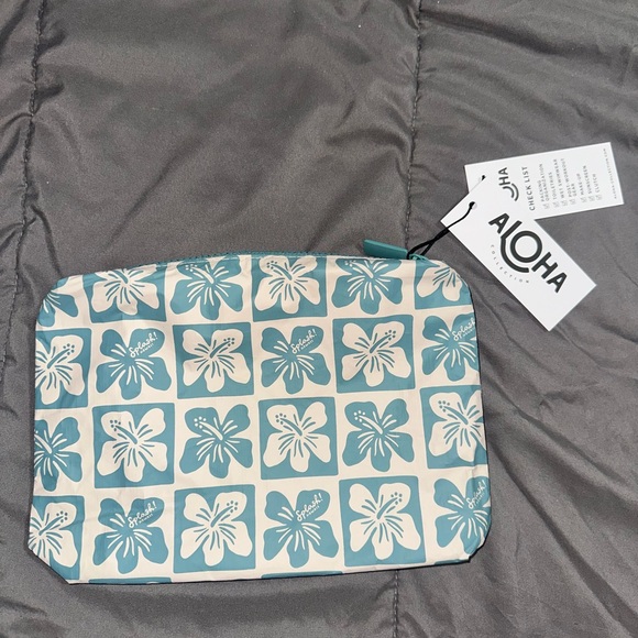 Aloha Collection x Splash Hawaii Small Pouch - Picture 2 of 3